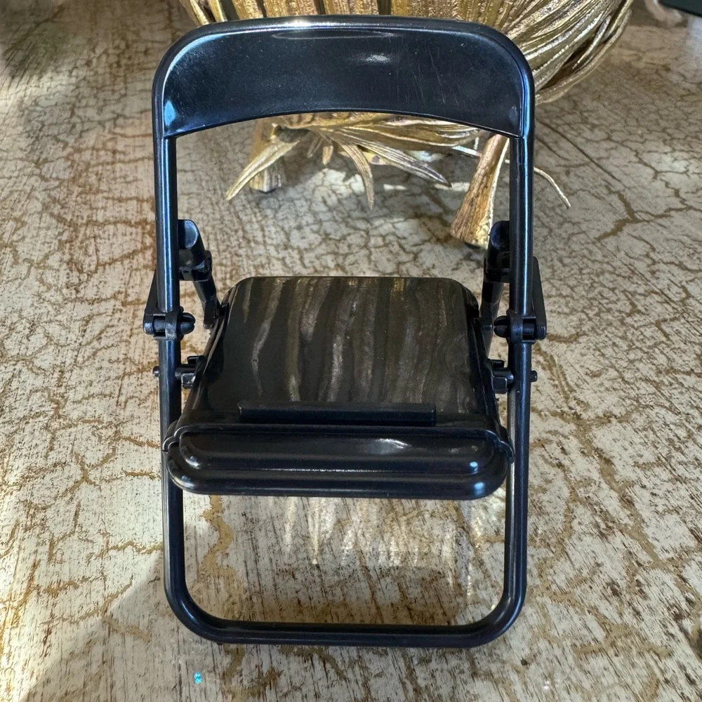 3/$20 Phone Holder in chair shape